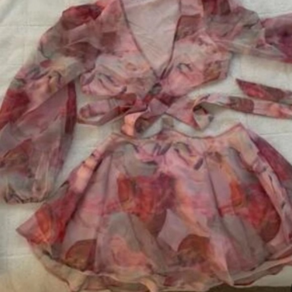 💕 NEW! GORGEOUS 2 Piece Romper Skort Cutout Minidress Adjustable Crop Top Flowy - Picture 8 of 14